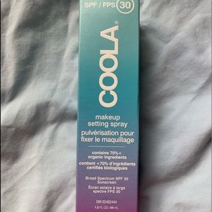 COOLA makeup setting spray